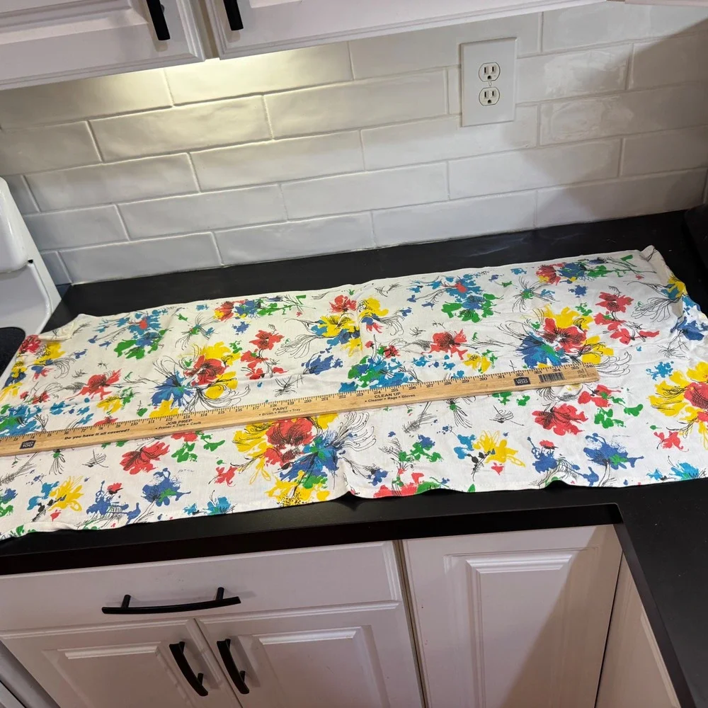 Vintage Floral Table Runner Home Decor 36x16 Multicolor MCM Retro Fabric